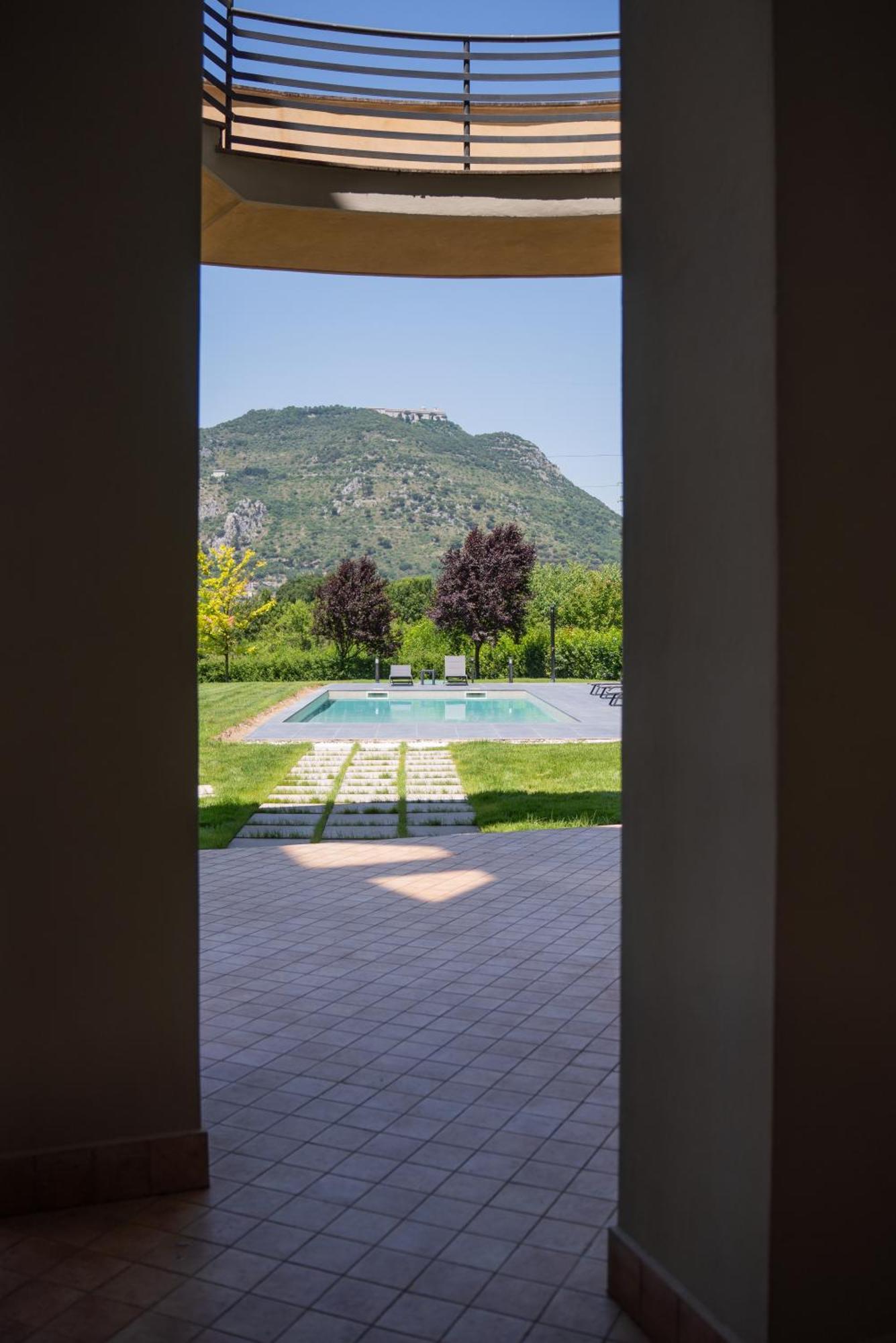カッシーノ Le Colonne Bed & Breakfast エクステリア 写真