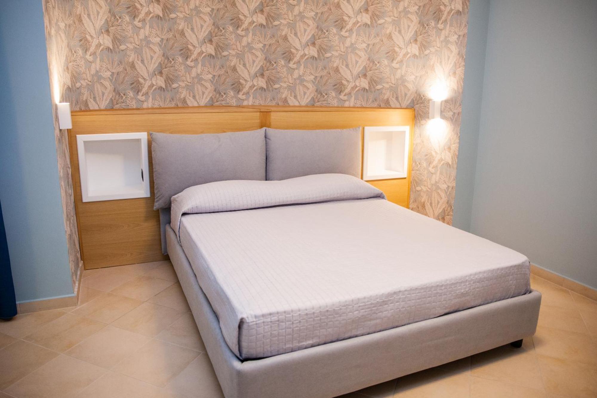 カッシーノ Le Colonne Bed & Breakfast エクステリア 写真
