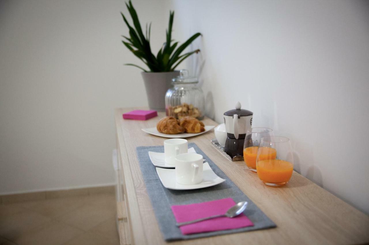 カッシーノ Le Colonne Bed & Breakfast エクステリア 写真